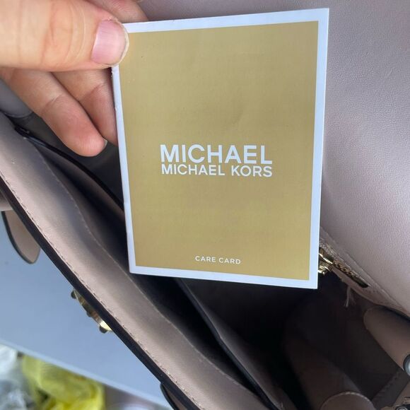 Michael Kors Carmen Jet Set Selma Brown and Cream Satchel with Structured Silhou - Picture 9 of 9